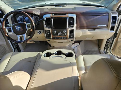 2017 RAM 3500 Laramie