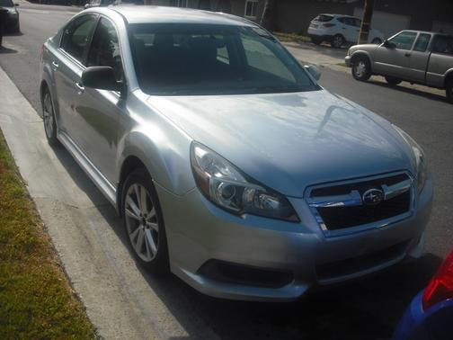 2013 Subaru Legacy 2.5i Premium