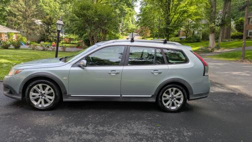 2010 Saab 9-3X Base