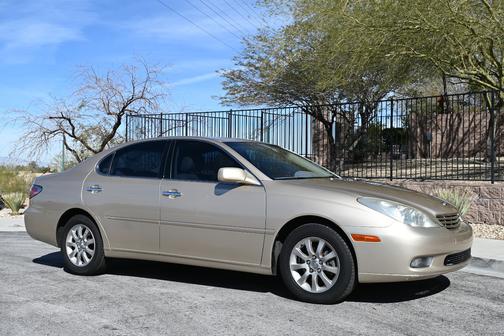 2004 Lexus ES 330 Base
