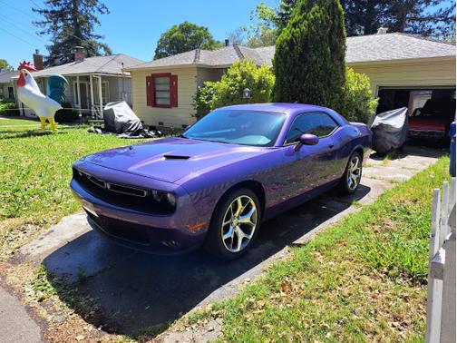 2016 Dodge Challenger SXT