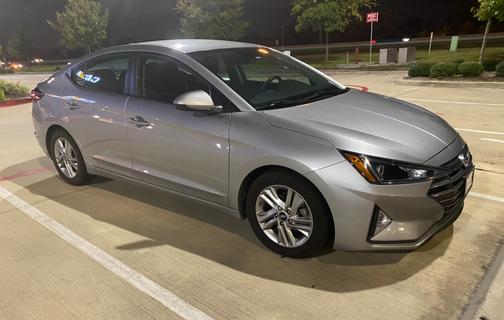 2020 Hyundai ELANTRA SEL