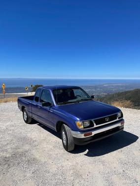 Blue 1995 Toyota Tacoma Xtracab 1995.5