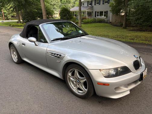 Silver 2000 BMW M Roadster