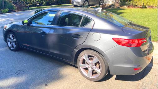 2013 Acura ILX 2.0L w/Premium Package