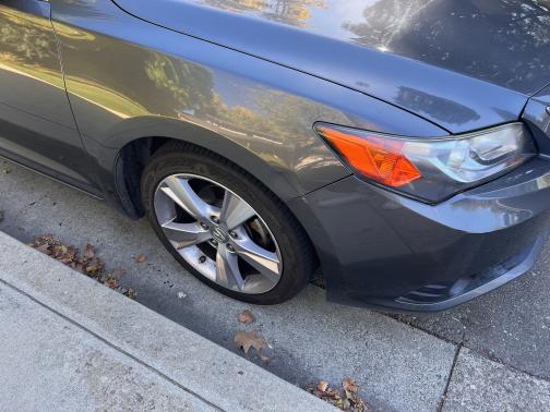 2013 Acura ILX 2.0L w/Premium Package