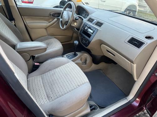 2006 Ford Focus ZX4 SE