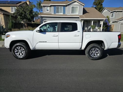 2019 Toyota Tacoma SR5