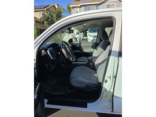 2019 Toyota Tacoma SR5