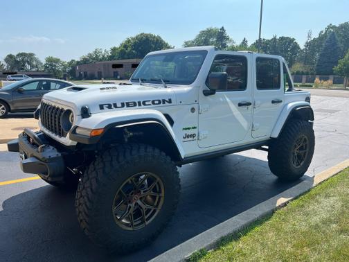 2024 Jeep Wrangler Rubicon 392