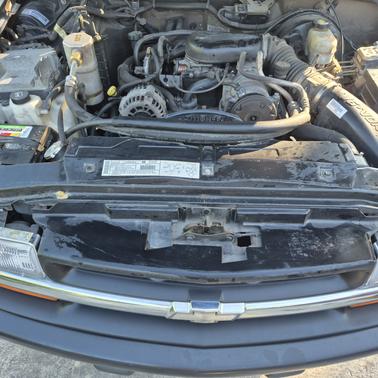2002 Chevrolet S-10 Base