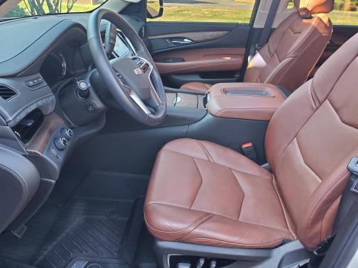 2018 Cadillac Escalade Luxury