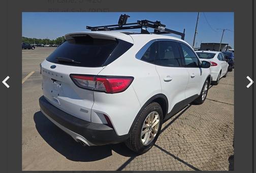 Black 2020 Ford Escape SE
