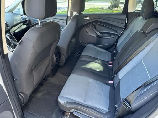2013 Ford C-Max Hybrid SE