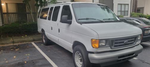 2006 Ford E350 Super Duty XL Extended Wagon