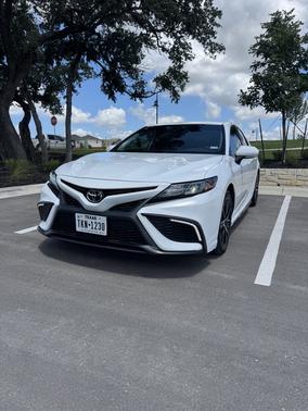 2022 Toyota Camry SE Nightshade