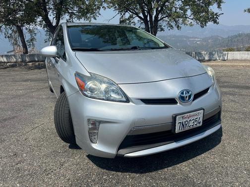 Silver 2014 Toyota Prius Plug-in Base