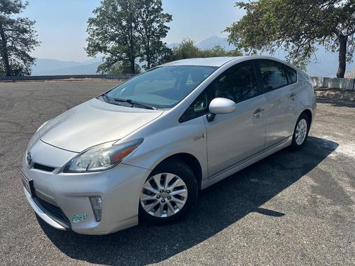 Silver 2014 Toyota Prius Plug-in Base