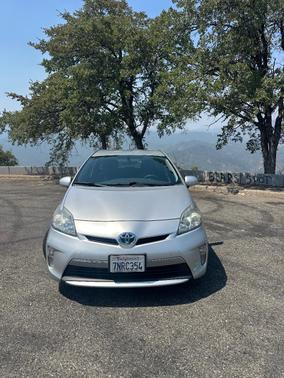 Silver 2014 Toyota Prius Plug-in Base