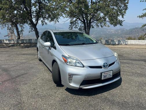 Silver 2014 Toyota Prius Plug-in Base