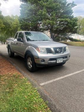 Silver 2006 Nissan Frontier SE King Cab