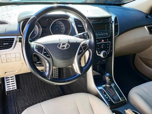 2016 Hyundai Elantra GT Base