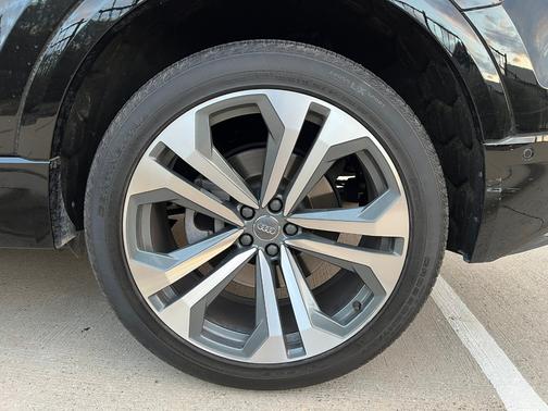 2019 Audi Q8 3.0T Premium