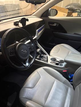 Blue 2020 Kia Niro Touring SE