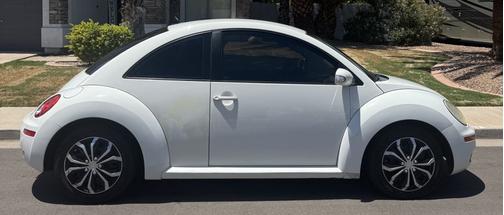 2010 Volkswagen New Beetle 2.5L