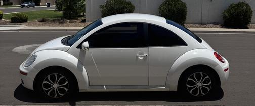 2010 Volkswagen New Beetle 2.5L