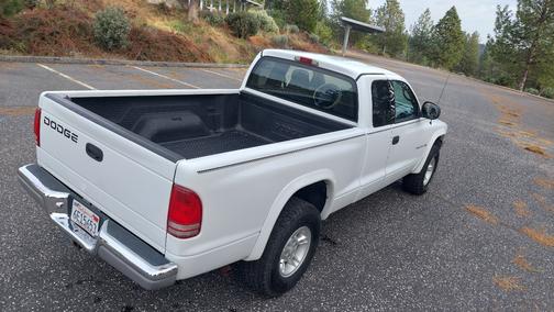 2000 Dodge Dakota SLT
