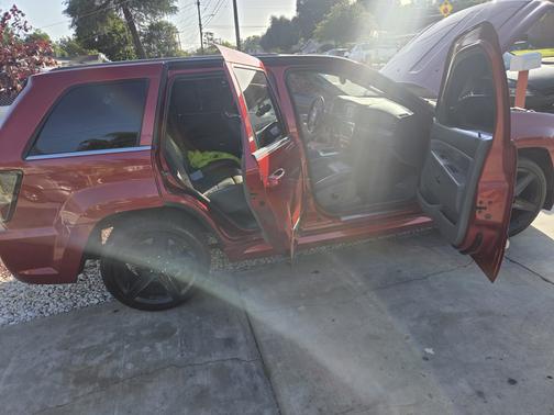 Red 2006 Jeep Grand Cherokee SRT8