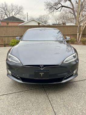 2016 Tesla Model S 90D