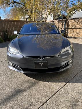 2016 Tesla Model S 90D