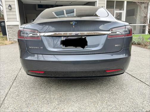 2016 Tesla Model S 90D