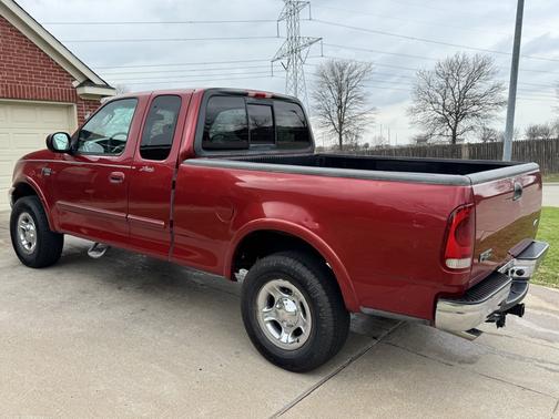 2002 Ford F-150 Lariat SuperCab