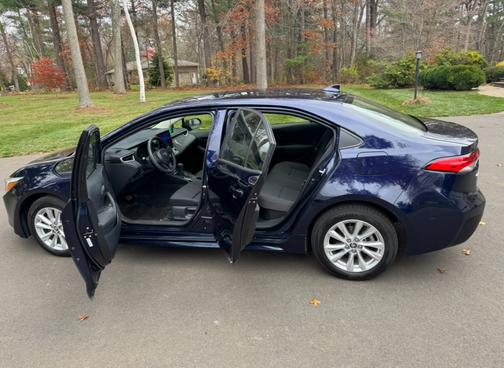 2023 Toyota Corolla Hybrid LE