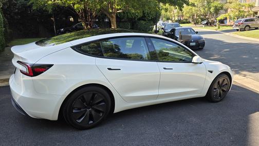 2024 Tesla Model 3 RWD