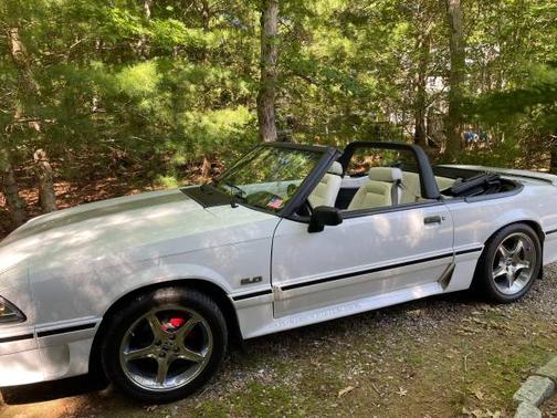 1992 Ford Mustang GT