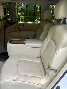 2012 INFINITI QX56 Base