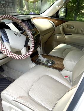 2012 INFINITI QX56 Base