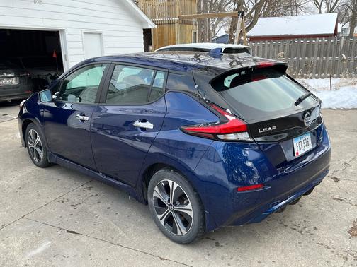 2020 Nissan Leaf SV PLUS