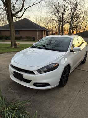 White 2014 Dodge Dart SXT