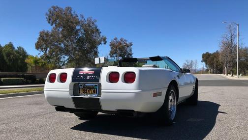 White 1992 Chevrolet Corvette Base