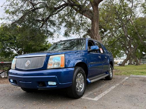 Blue 2003 Cadillac Escalade EXT Base