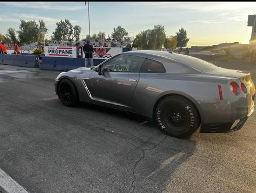 2016 Nissan GT-R Premium