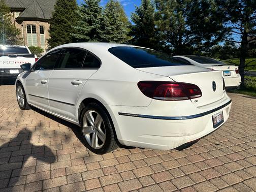 White 2013 Volkswagen CC 2.0T Sport