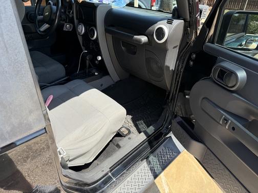 Black 2008 Jeep Wrangler Sahara