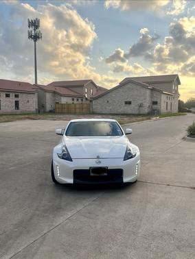 White 2020 Nissan 370Z Sport Touring