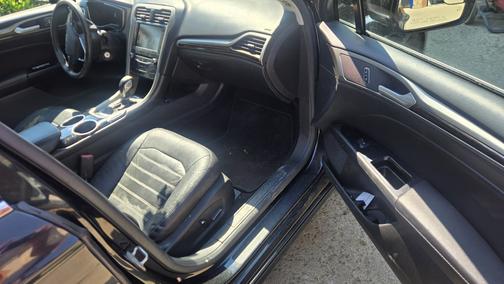 2014 Ford Fusion Hybrid SE